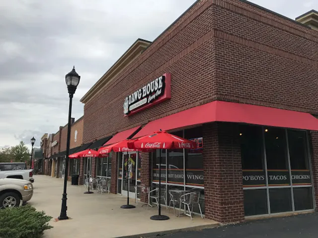 The Dawg House Burgers & More