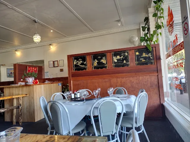 Kim & Li Chinese & Thai Restaurant