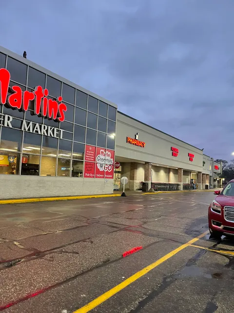 Martin's Super Market