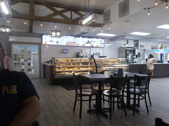 Taino's Bakery & Deli (Kissimmee 192)