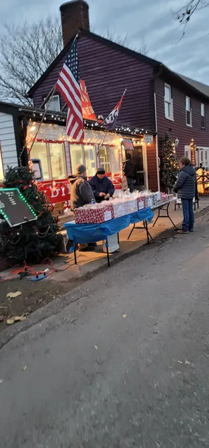 Metamora Gem Mine And Luna's Garden Gift Shop