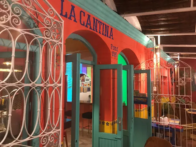 La Cantina