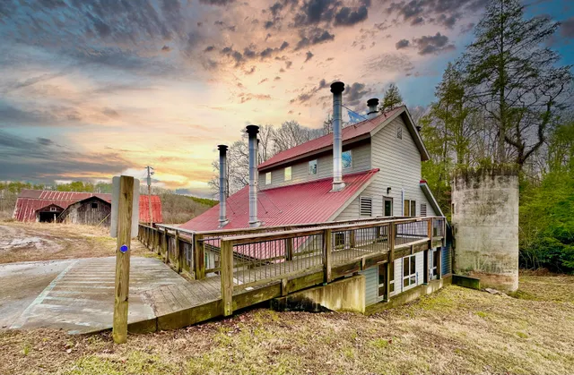 Francis Whitaker Blacksmith Shop