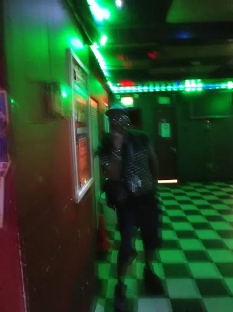 Quinn's II Irish Pub