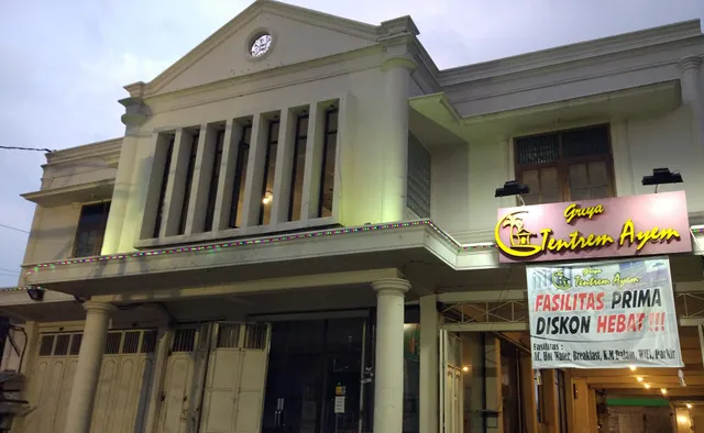 Airy Gajahmada 122 Semarang