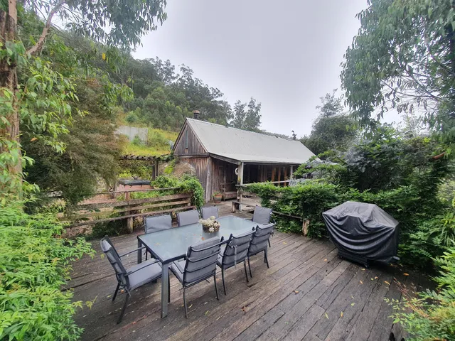 Cranky Rock Wollombi