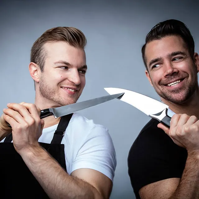 2 Guys With Knives