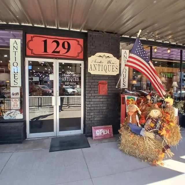 Auntie Mae's Antiques
