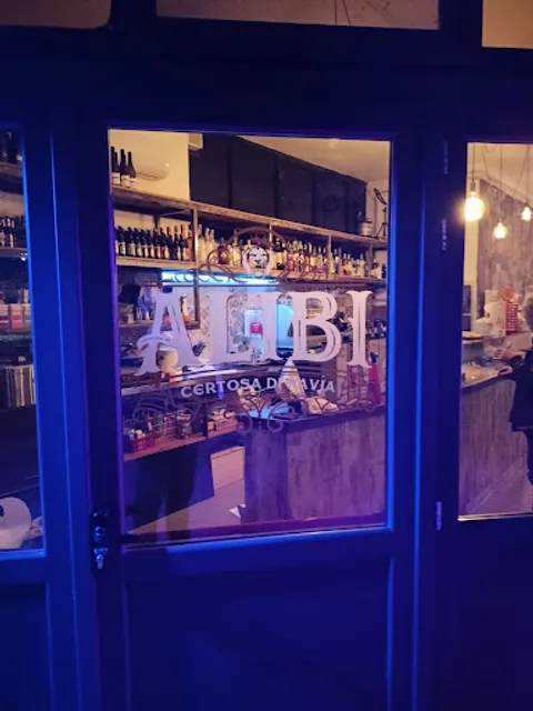 ALIBI BAR