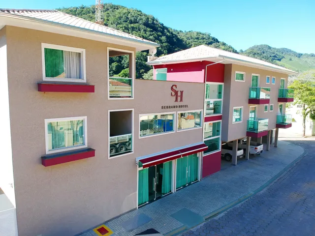 Serrano Hotel - Ribeira SP