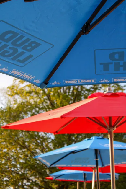 One Star Burgers & Dogs