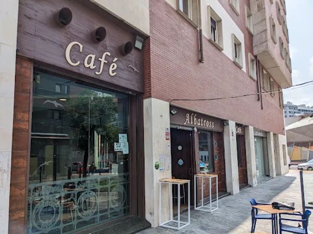 Albatross Café