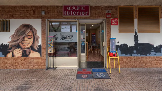 CAFE BAR INTERIOR en Vitoria-Gasteiz