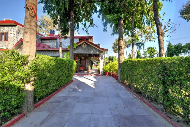 Talwar Farm By Under My Roof Near Gurgaon | 4BHK Holiday Home for Private Events