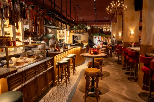 Paloma - Restaurant & Tapascafé