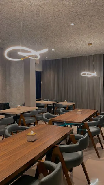 Selrasa Cafe & Restaurant - Aniva Grande