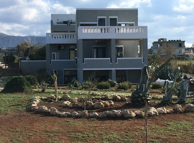 Anissaras Beach Appartements