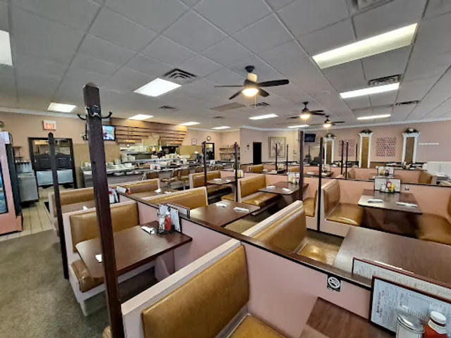 Rivercrest Family Dining