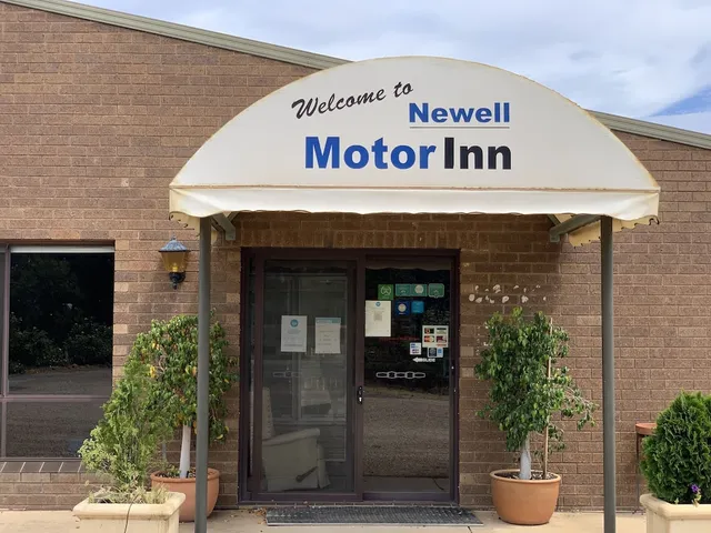 Newell Motor Inn