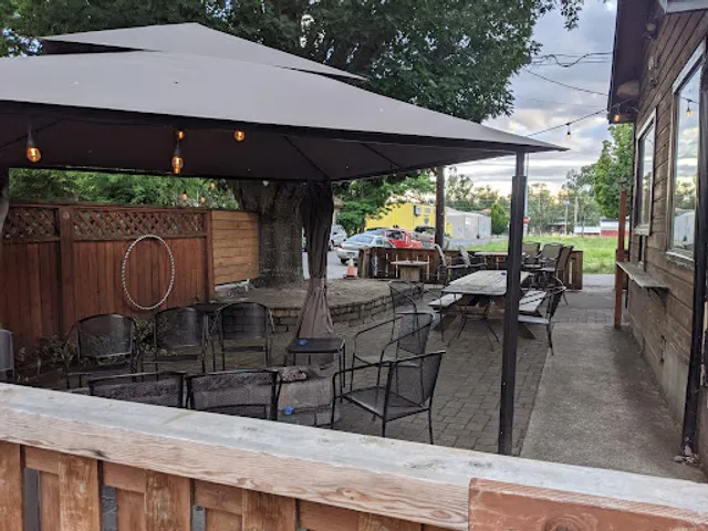 f/Stop Fitzgerald's Public House