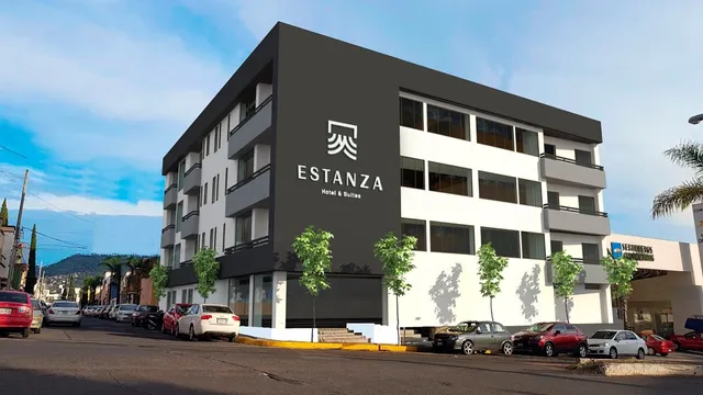 Estanza Hotel & Suites