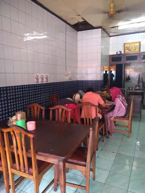 Rumah Makan Sate Solo "Bu Lia"