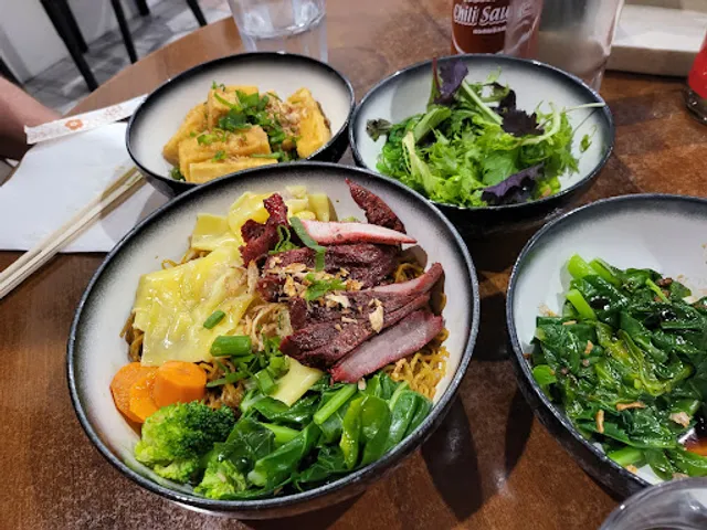 Lucky Cat Asian Kitchen