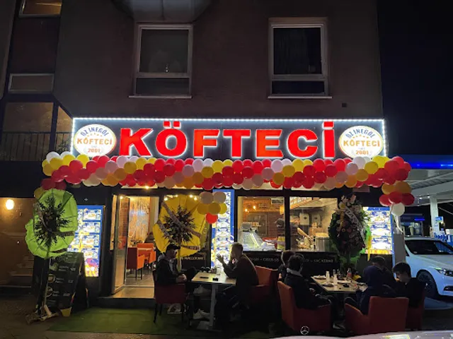 Öz Inegöl Köfteci