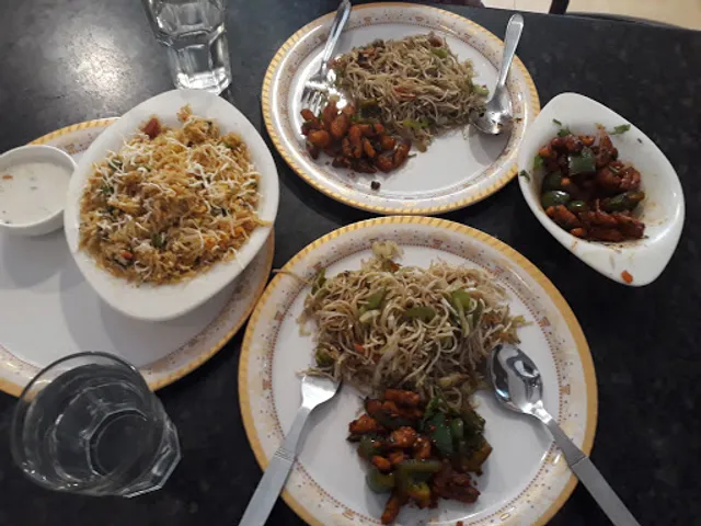 Shree Kunj: Best Pure Veg Restaurant in Jaydev Vihar | Top Veg Restaurants near Bbsr for Family Dinner Offering Vegan Food