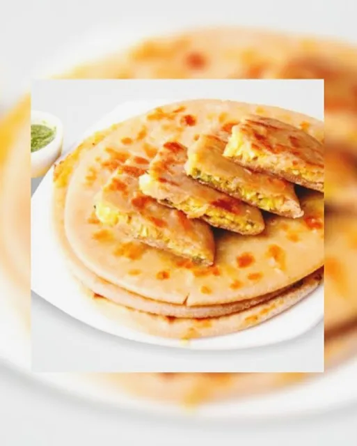 Meenal Restaurant | Aloo Paratha | Paneer Paratha | Mooli Paratha | Gobhi Paratha | Lunch