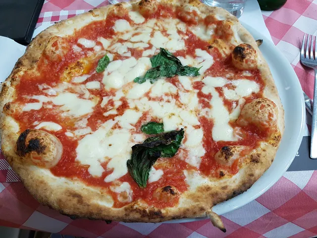 Pizza è coccos Corso Garibaldi