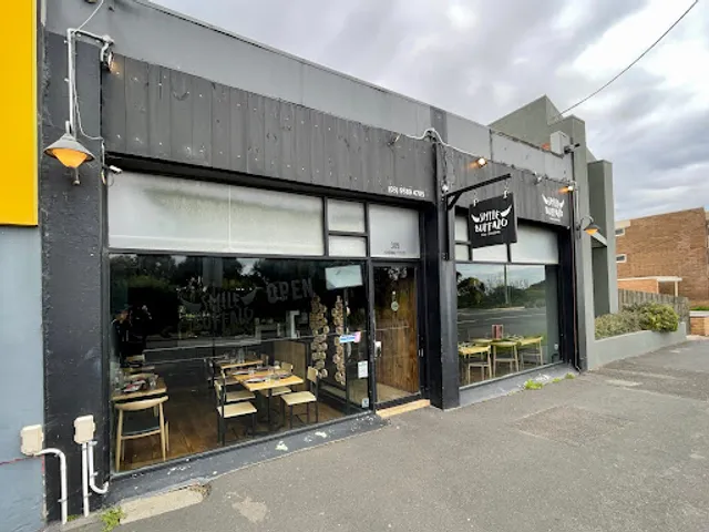 Smile Buffalo Thai Black Rock