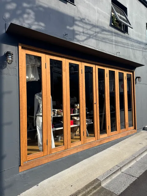 Brandy Melville Japan