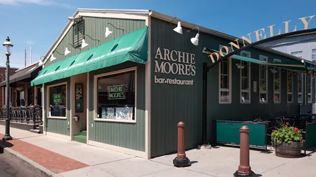 Archie Moore's Bar & Restaurant