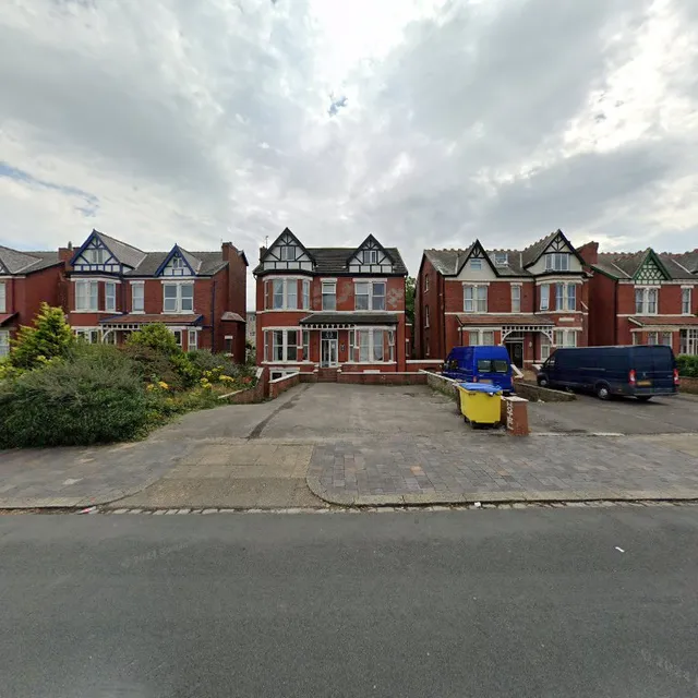 Whitworth Falls Hotel