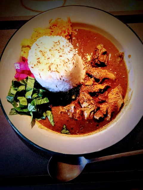 沖縄ハラミ食堂