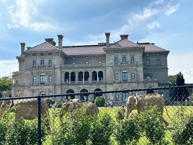 Cliff Walk – The Breakers