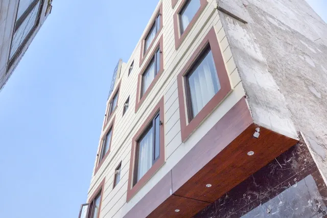 OYO 71106 A K Regency