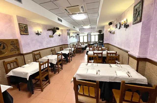 Bar Restaurante " El Túnel "