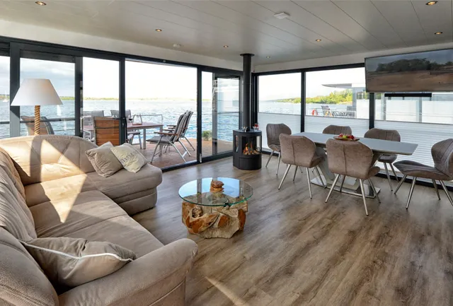 Hausbootvermietung Treibholz