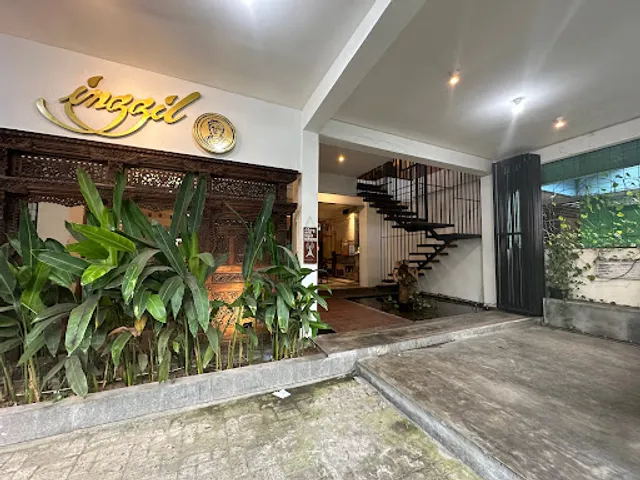 Rumah Makan Inggil