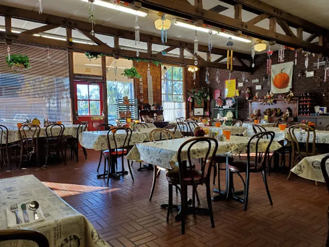 Golden Egg Omelet House