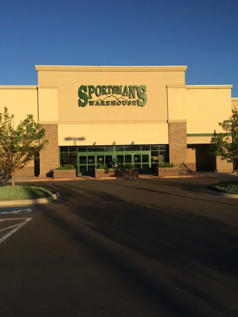 Sportsman's Warehouse