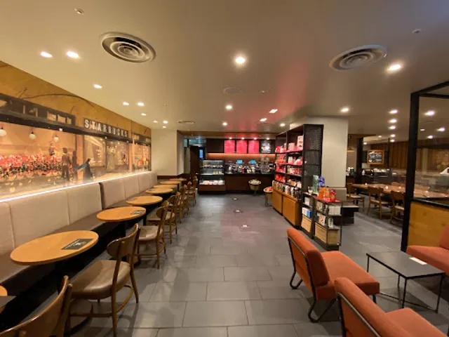 Starbucks Coffee - Aomori &LOVINA