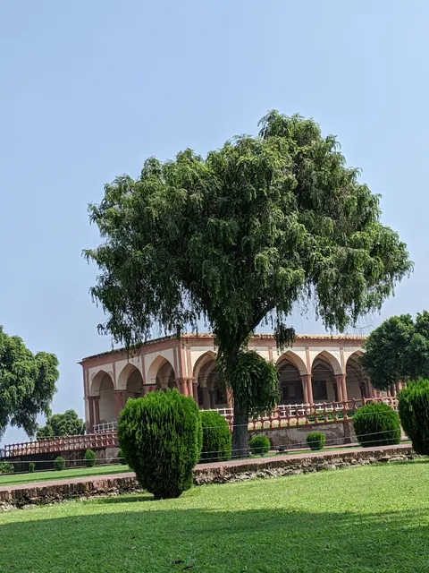 Lahore Fort Park