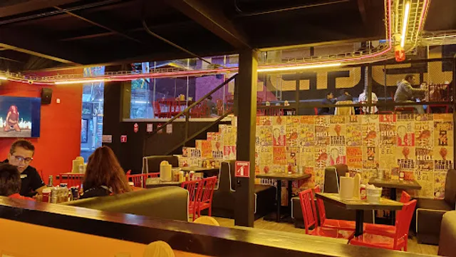 Rebel Wings Roma Condesa