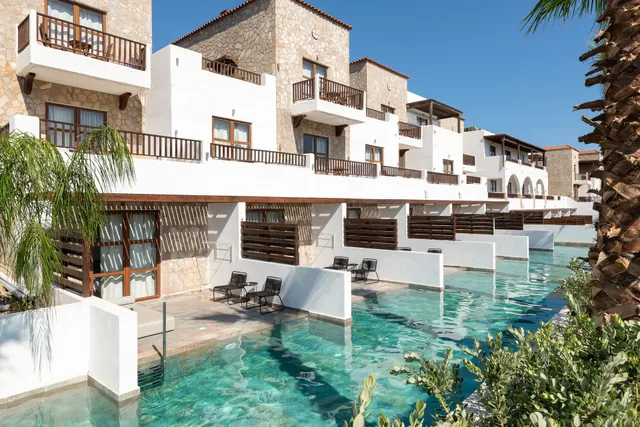 Costa Lindia Beach Resort