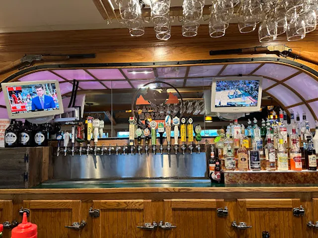 Laughing Grizzly Restaurant, Bar & Casino