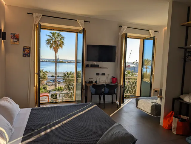 Drepanon, prospettive sul mediterraneo B&B