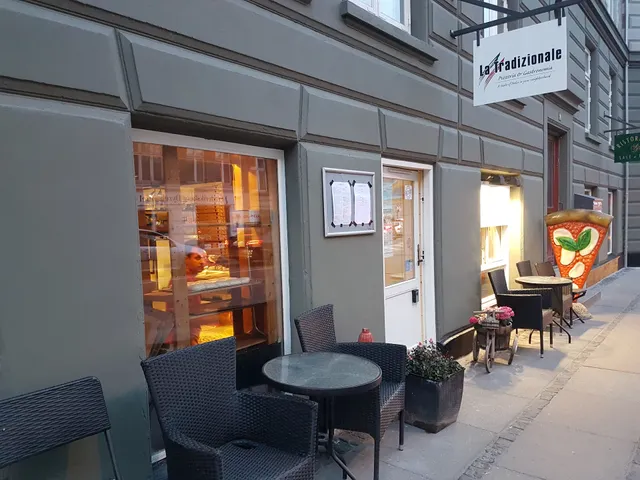 La Tradizionale Pizzeria